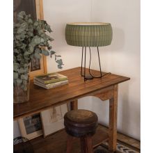 Isamu Tischlampe Carpyen Design weiss
